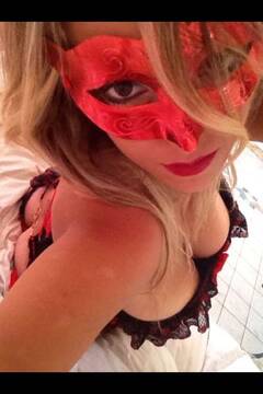 Public Photo of LadyMeraviglia