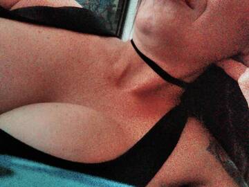 Public Photo of Jess77