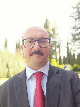 in tenuta elegante hiiiii