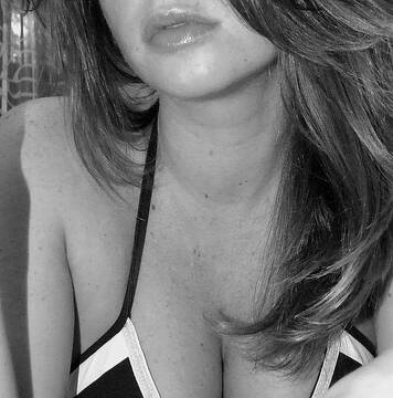 Public Photo of alimali